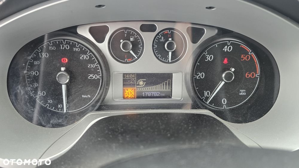 Lancia Delta 1.6 MJ Silver - 24