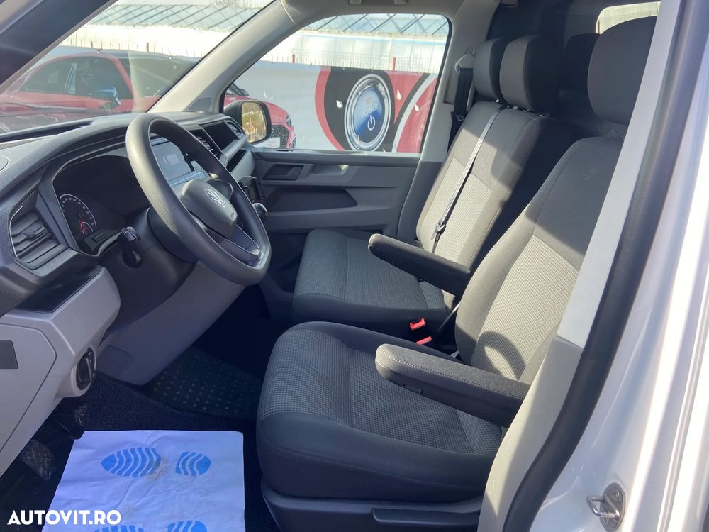 Volkswagen Transporter T6.1 - 28