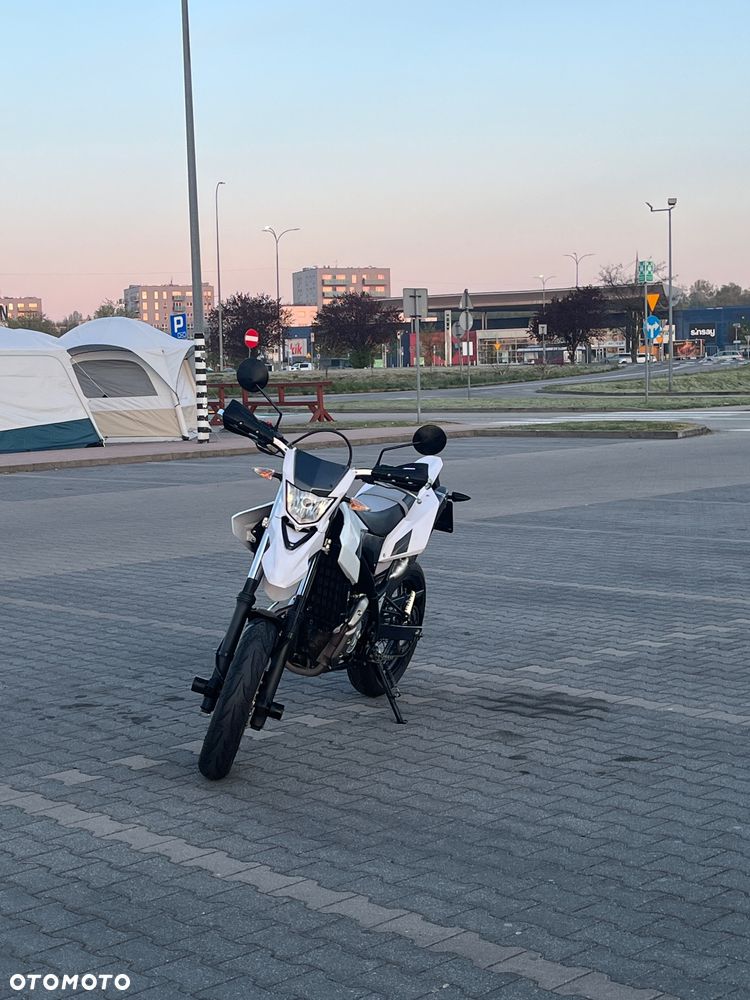 Yamaha WR - 11