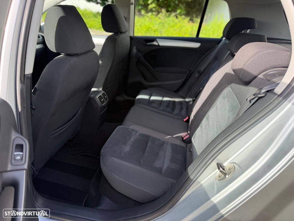 VW Golf 1.4 TSi Highline DSG - 11