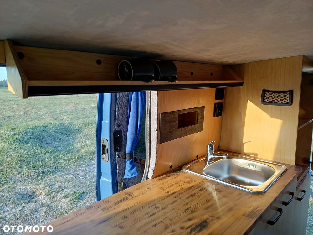 Opel VIVARO - 11