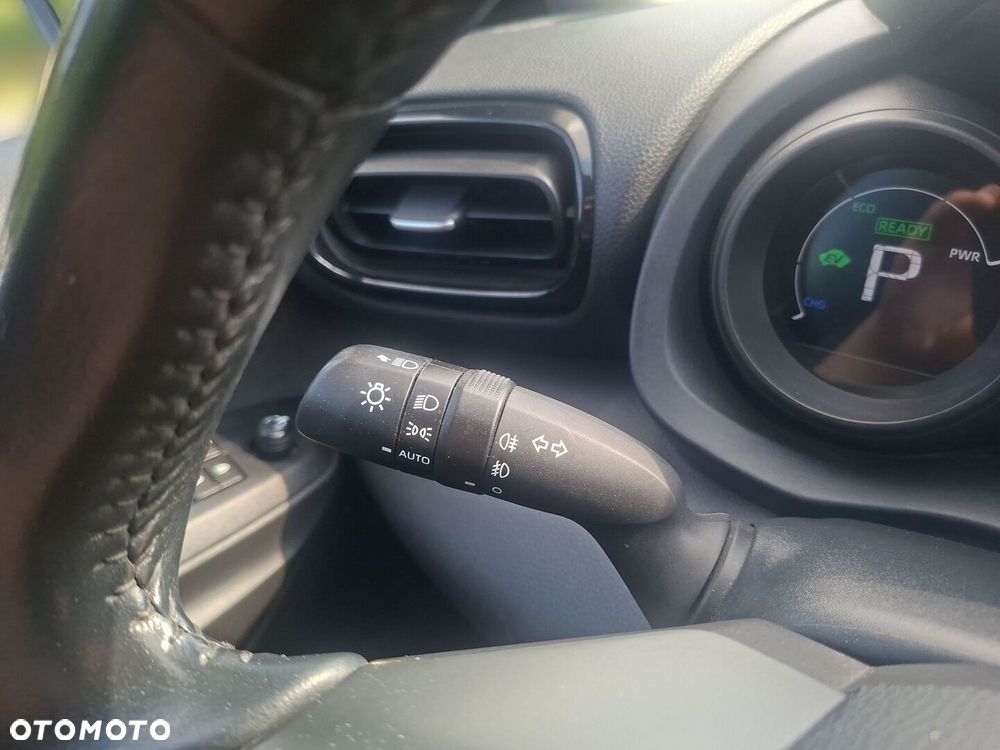 Toyota Yaris Hybrid 1.5 Comfort - 20
