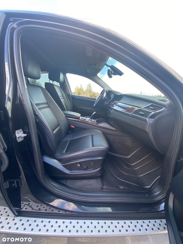 BMW X6 - 16