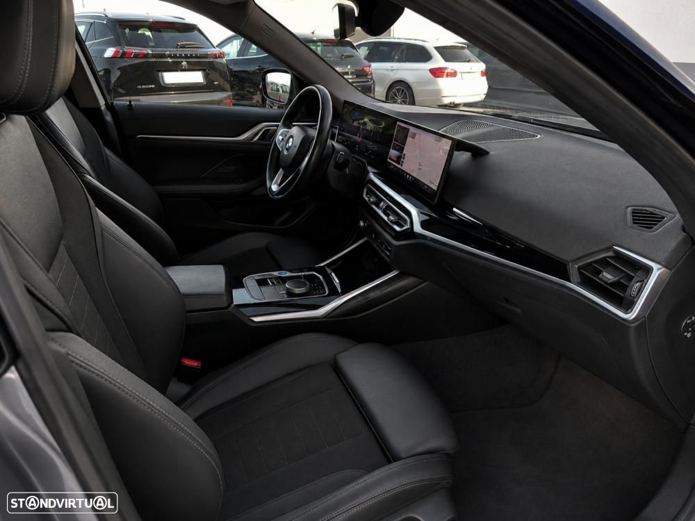 BMW i4 eDrive35 - 48