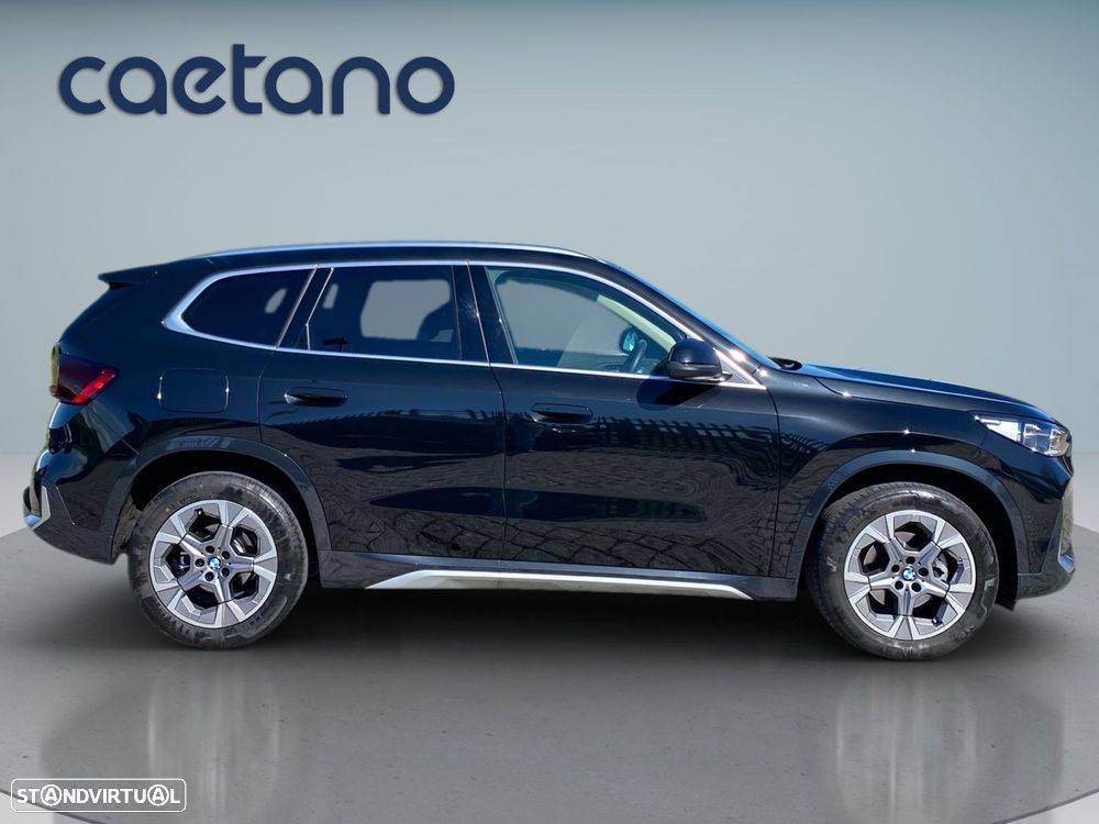 BMW X1 sDrive18d xLine - 19