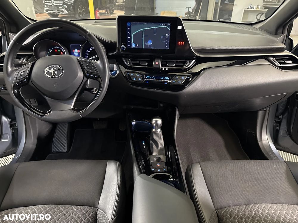 Toyota C-HR - 10