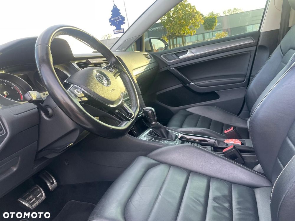 Volkswagen Golf Alltrack - 36