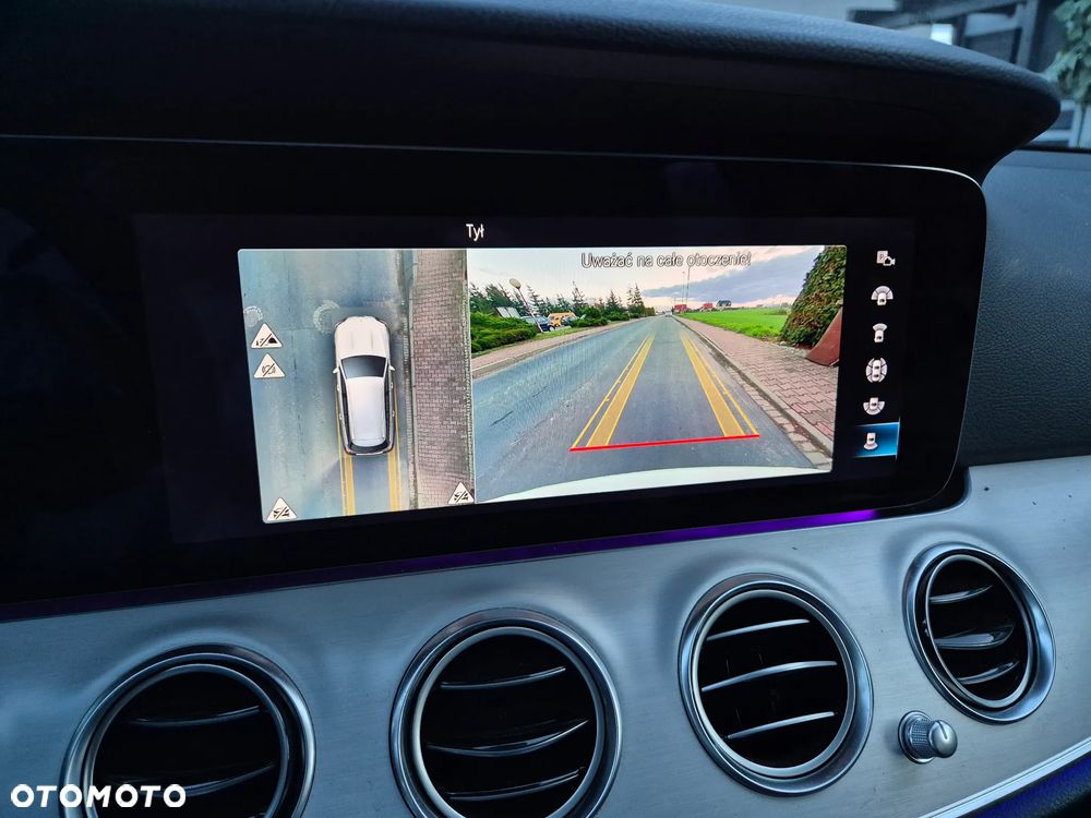 Mercedes-Benz Klasa E 300 de T 9G-TRONIC Avantgarde - 14