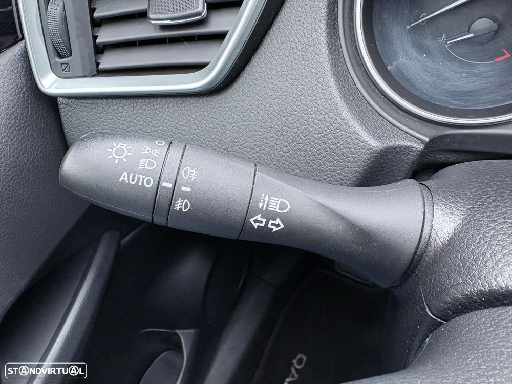 Nissan Qashqai 1.5 dCi N-Connecta Business - 40