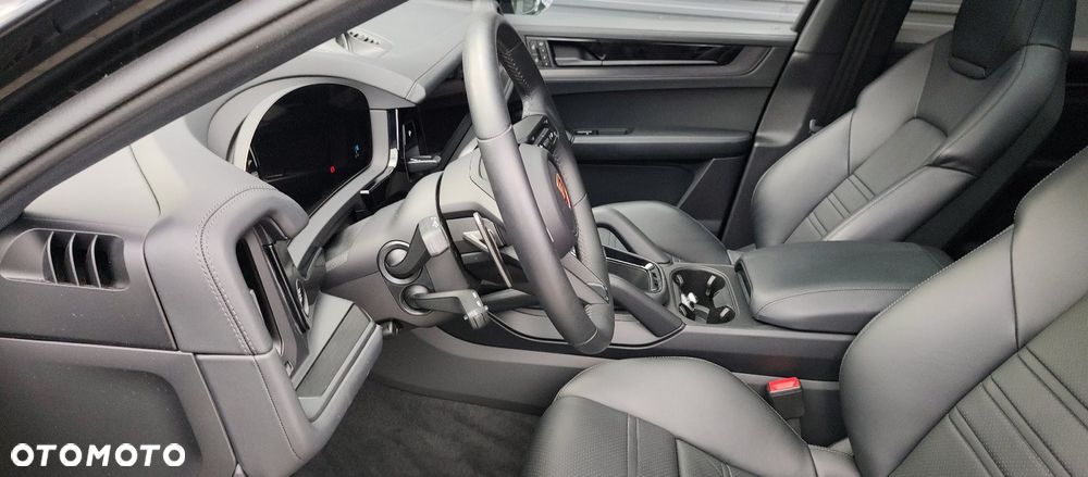 Porsche Cayenne E-Hybrid - 11