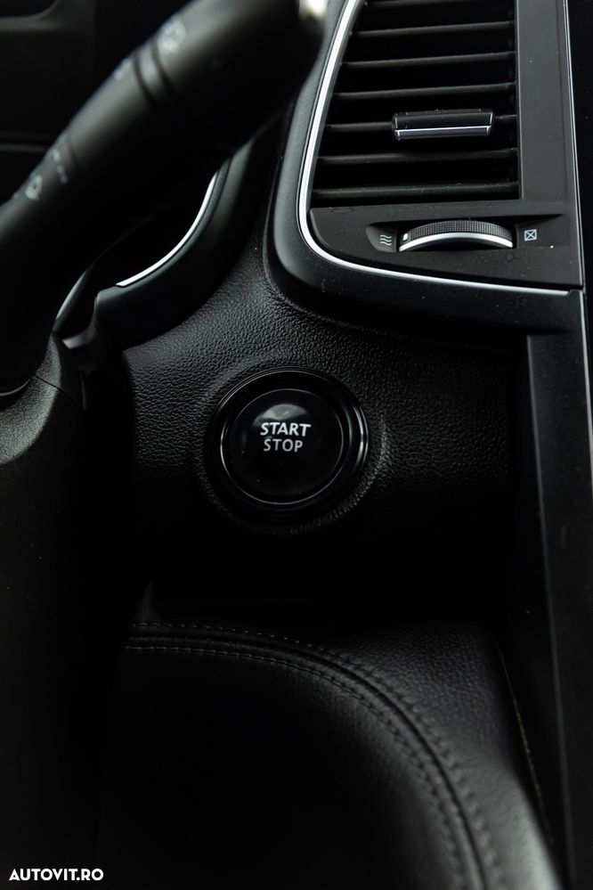 Renault Koleos ENERGY dCi 175 X-tronic 4WD INTENS - 24