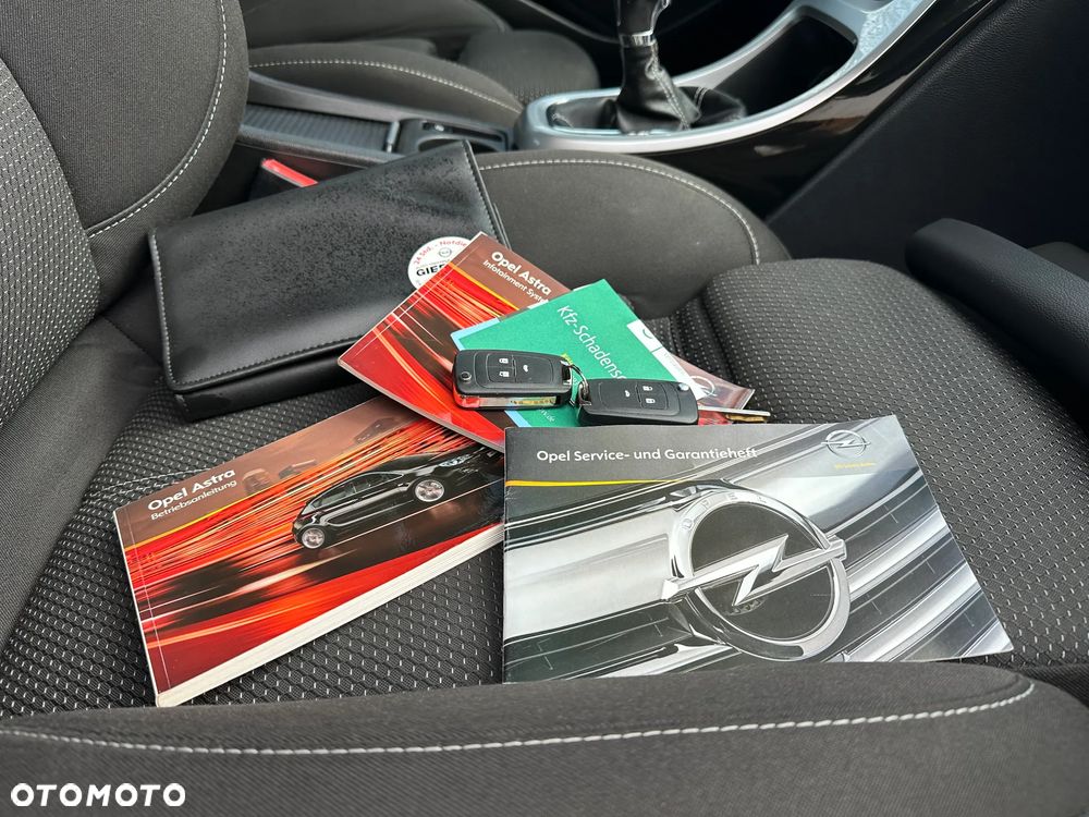 Opel Astra - 38