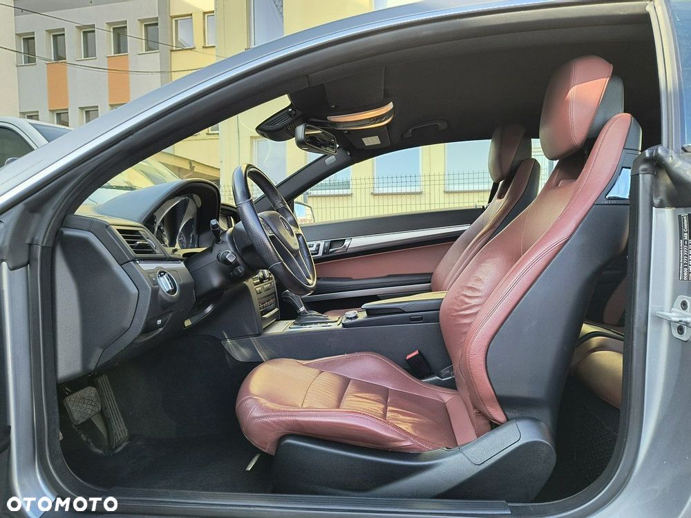 Mercedes-Benz Klasa E 250 BlueEFFICIENCY 7G-TRONIC - 13