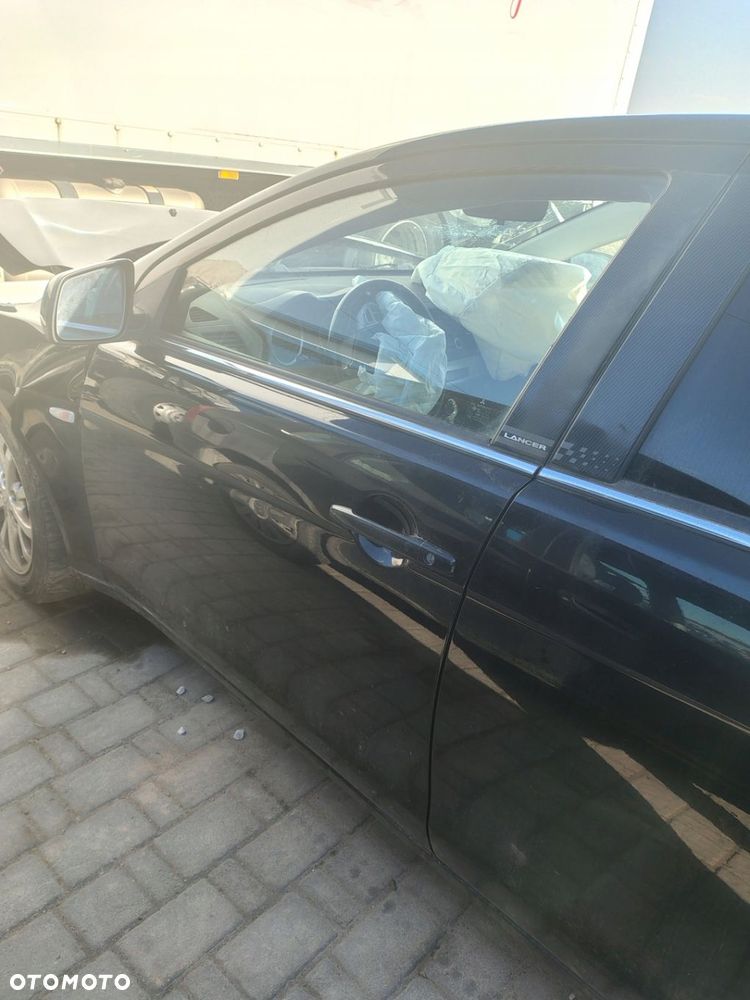 MITSUBISHI LANCER VIII SPORTBACK DRZWI LEWE PRZEDNIE PRZÓD GOŁE - 1
