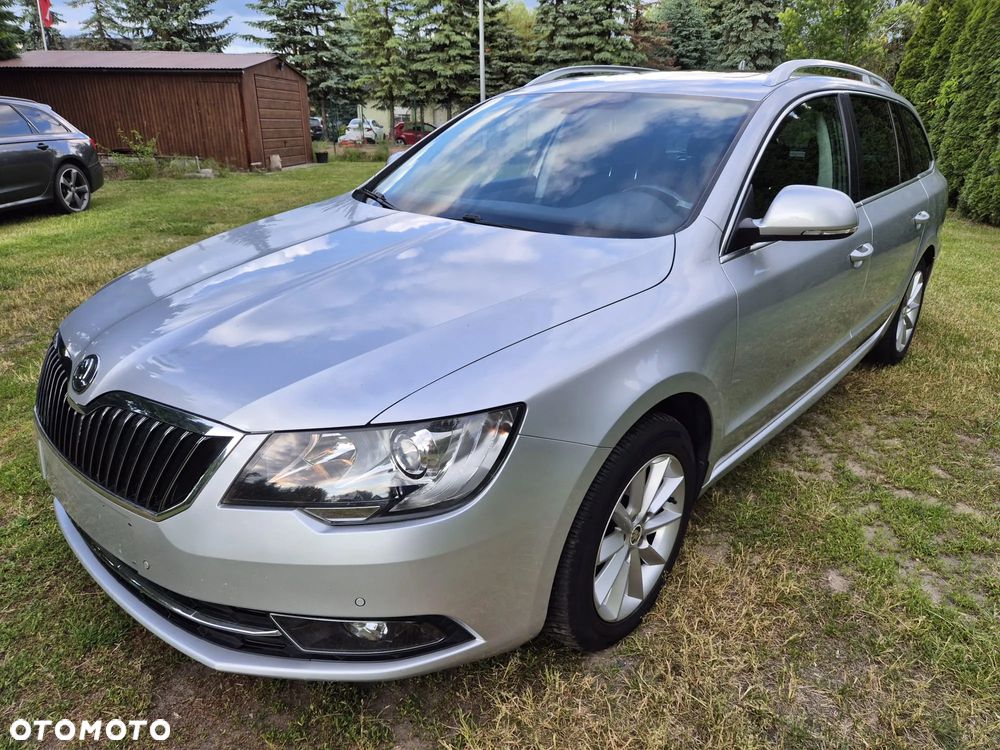 Skoda Superb 1.6 TDI Green tec Ambition - 2