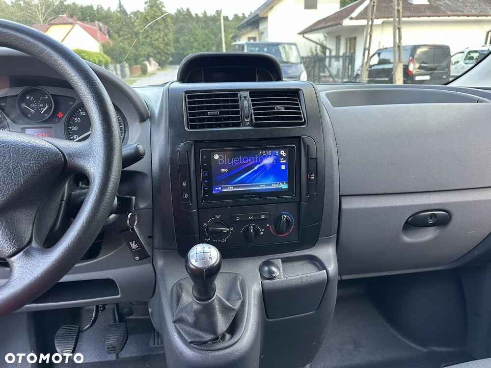 Peugeot Expert - 8