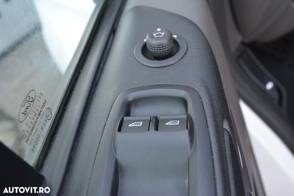 Ford Transit Custom DCIV 280 2.0 EcoBlue 130 CP L1H1 Trend - 7