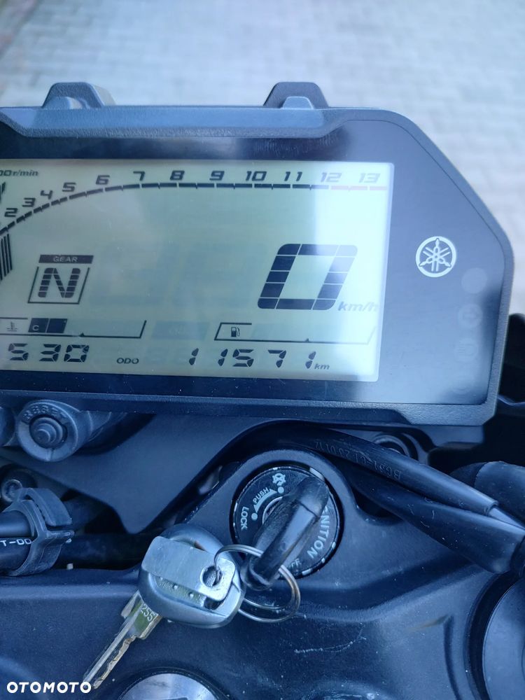 Yamaha MT - 7