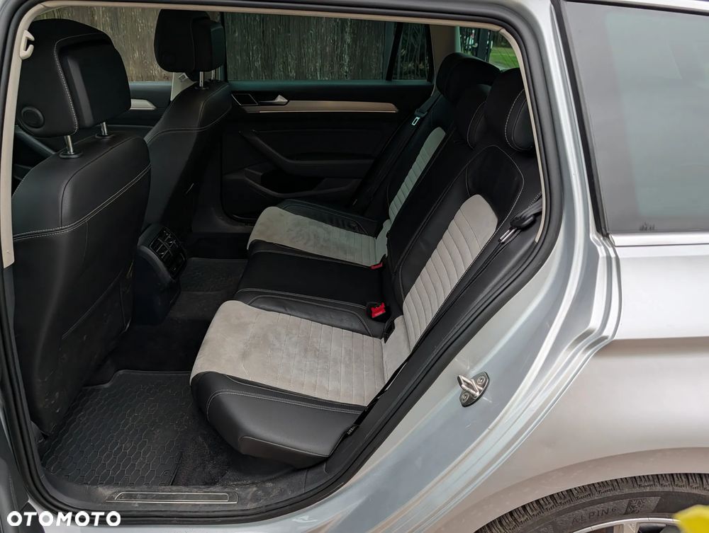 Volkswagen Passat 2.0 TDI BMT Highline DSG - 11