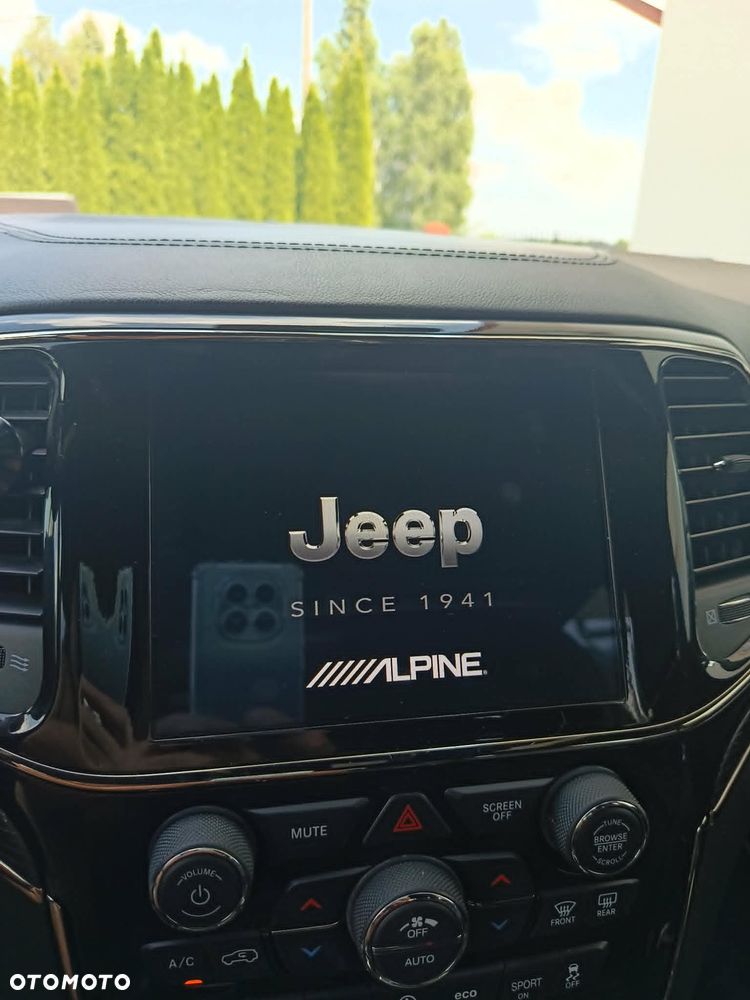 Jeep Grand Cherokee 3.6 V6 Summit - 32