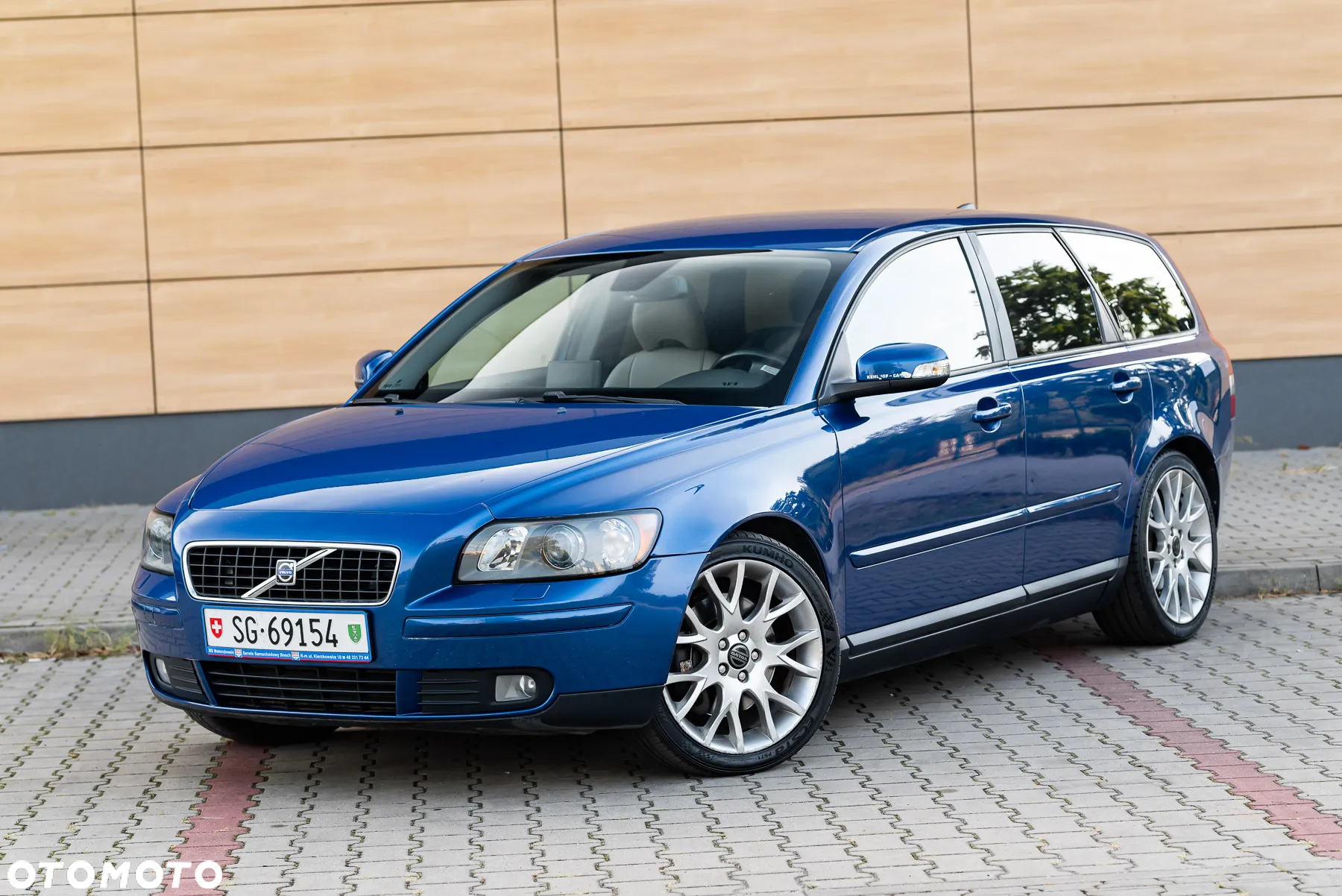 Volvo V50 T5 AWD Sport - 2