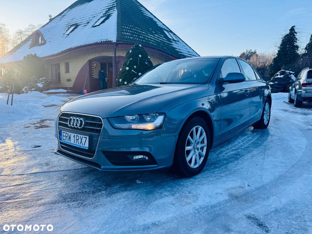 Audi A4 Limousine - 2