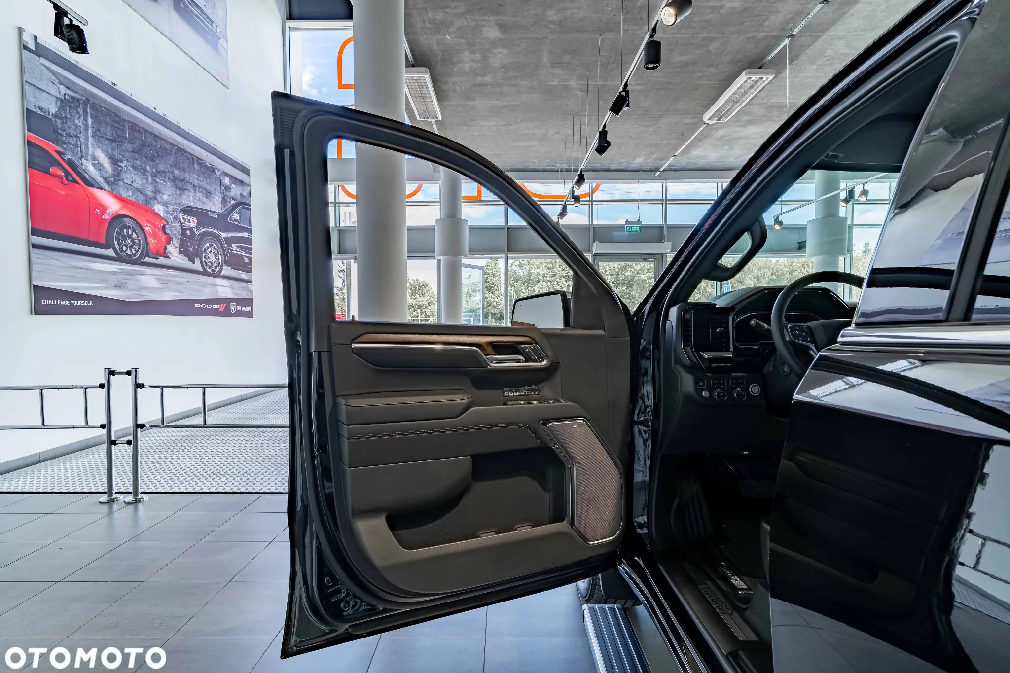 Chevrolet Silverado - 18