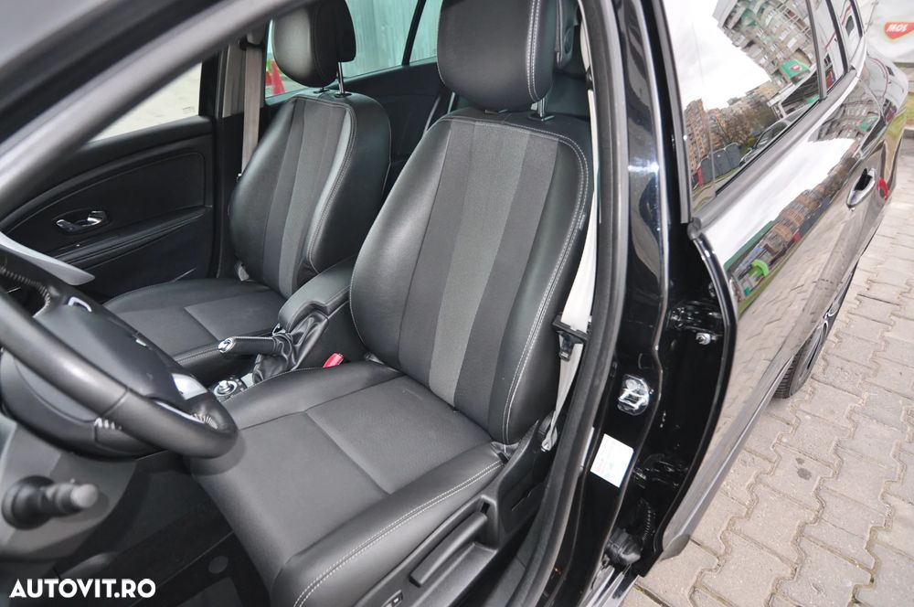 Renault Megane ENERGY dCi 130 Start & Stop Bose Edition - 6