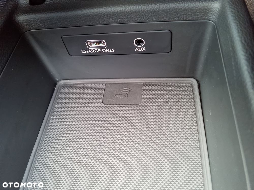 Audi A4 ver-avant-2-0-tdi-s-tronic - 37