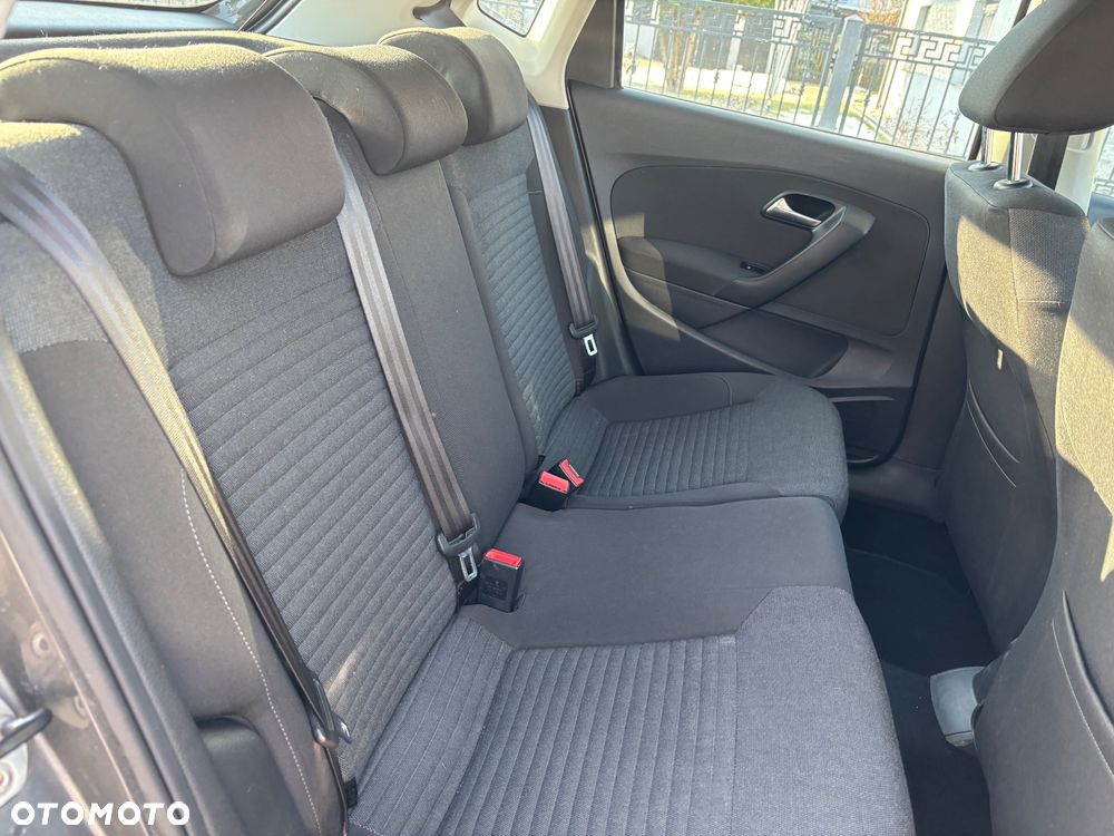 Volkswagen Polo 1.4 DSG Team - 15