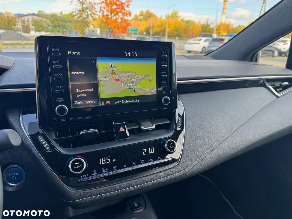 Toyota Corolla 1.8 Hybrid Comfort - 10