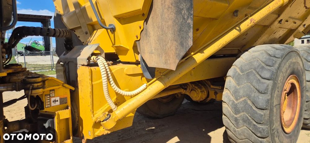 Bell B30D, B 30 D, bardzo ładna od 1 właściciela, tylko 10.800h - 5