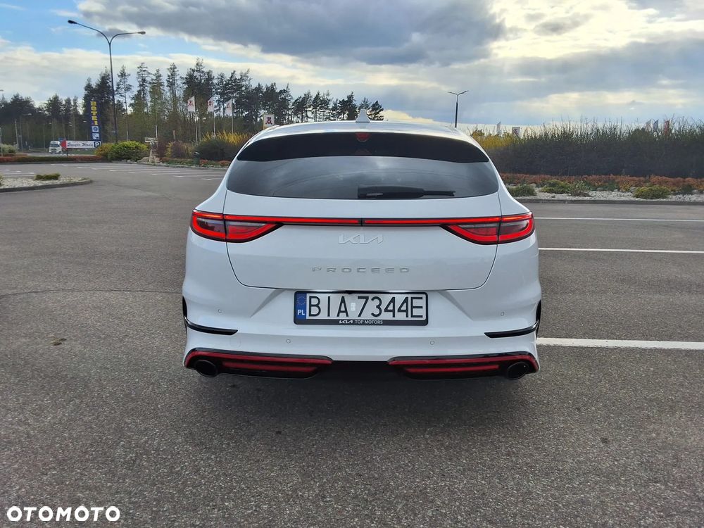 Kia ProCeed - 8