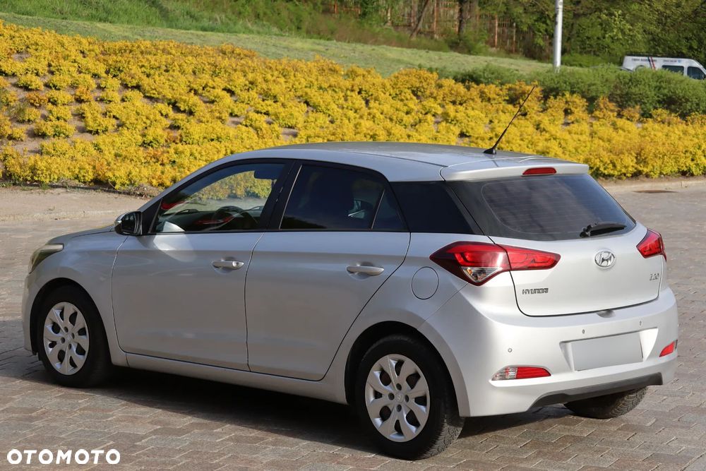 Hyundai i20 1.4 CRDI Comfort - 8