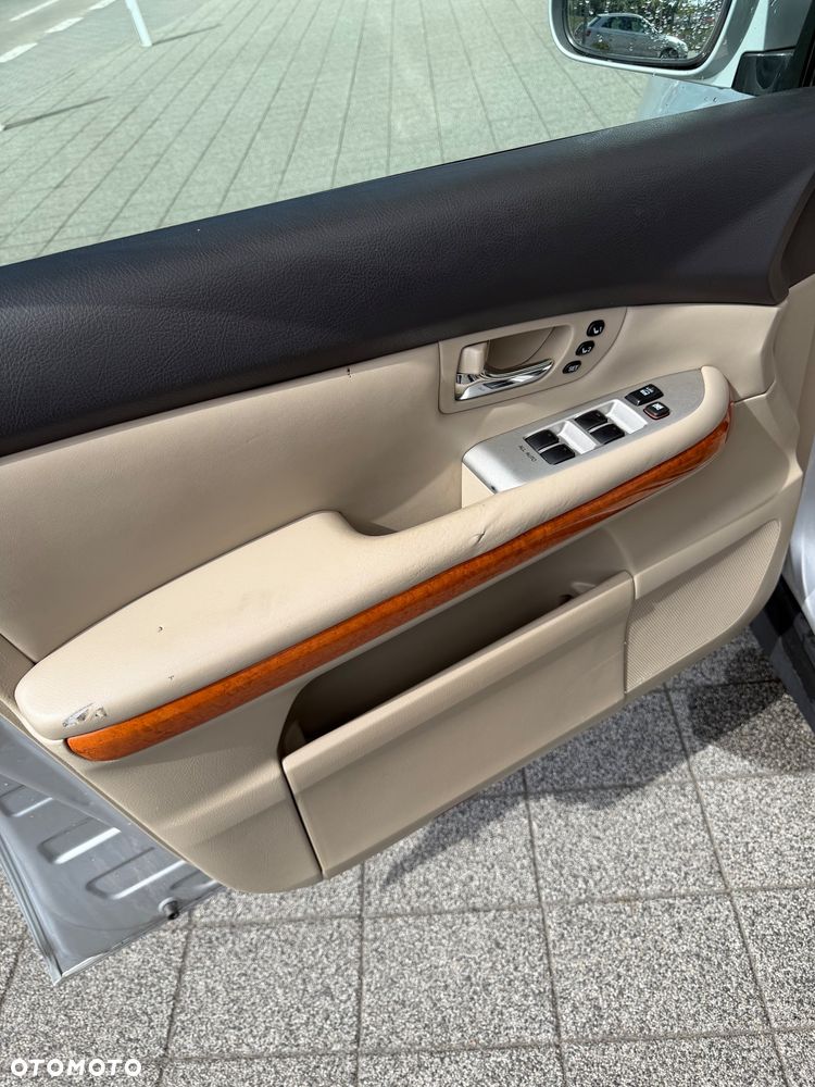 Lexus RX 400h Prestige - 17