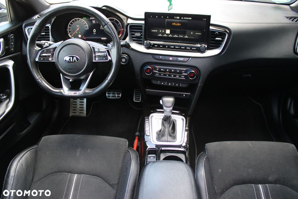 Kia ProCeed - 30