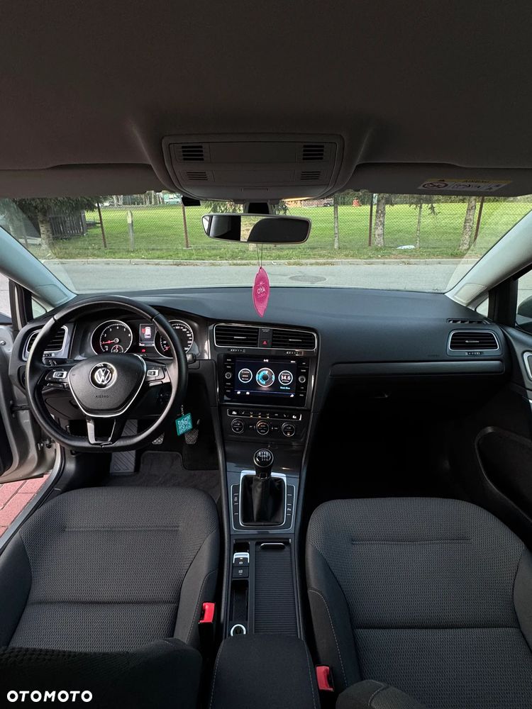 Volkswagen Golf 1.5 TSI BMT Comfortline - 26