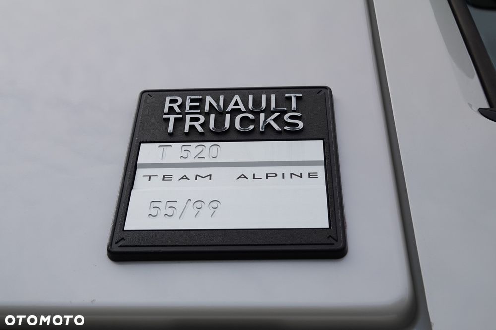 Renault T 520 / RETARDER / SKÓRY / LIMITED / TEAM ALPINE 55/99 - 19
