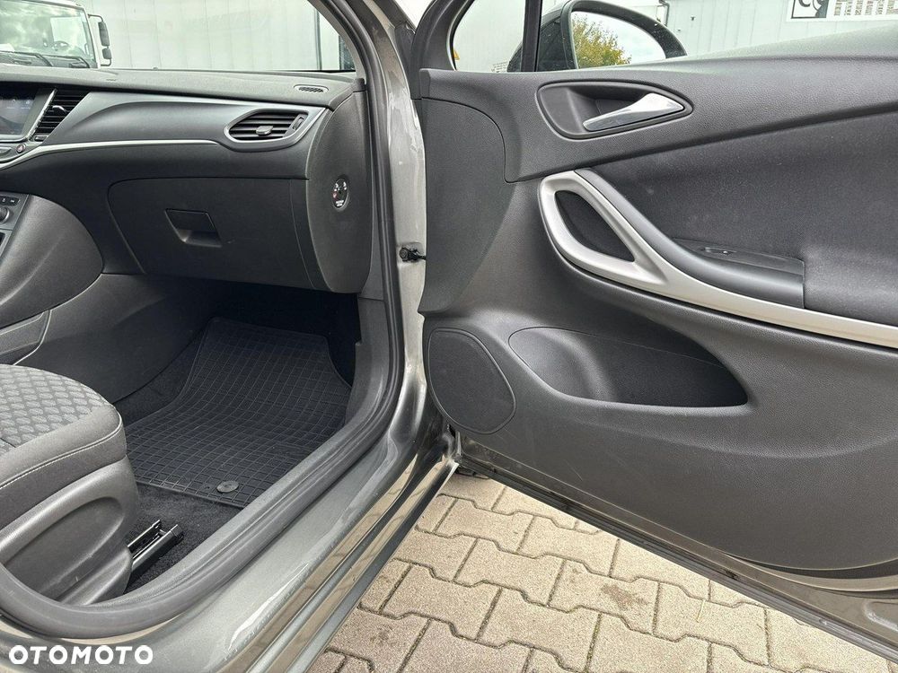 Opel Astra - 17
