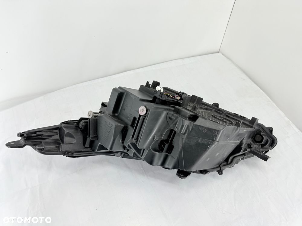 Reflektor Lampa prawa Lexus RX RX450 IV RX450H LIFT FL - 5