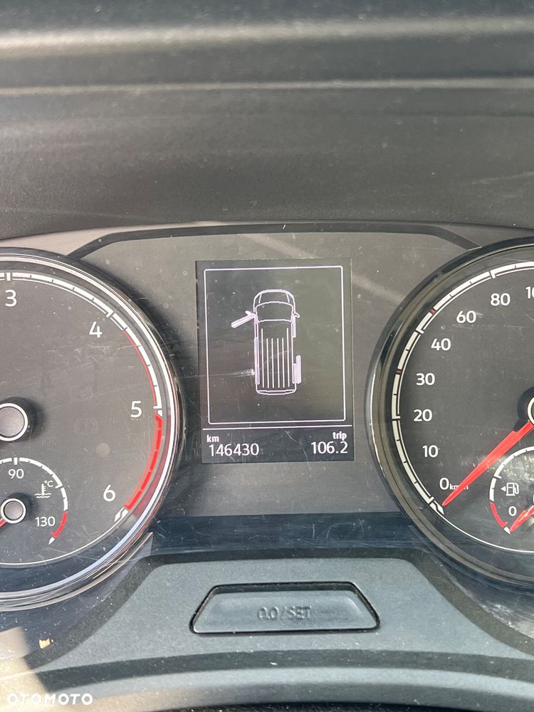 Volkswagen Transporter - 12