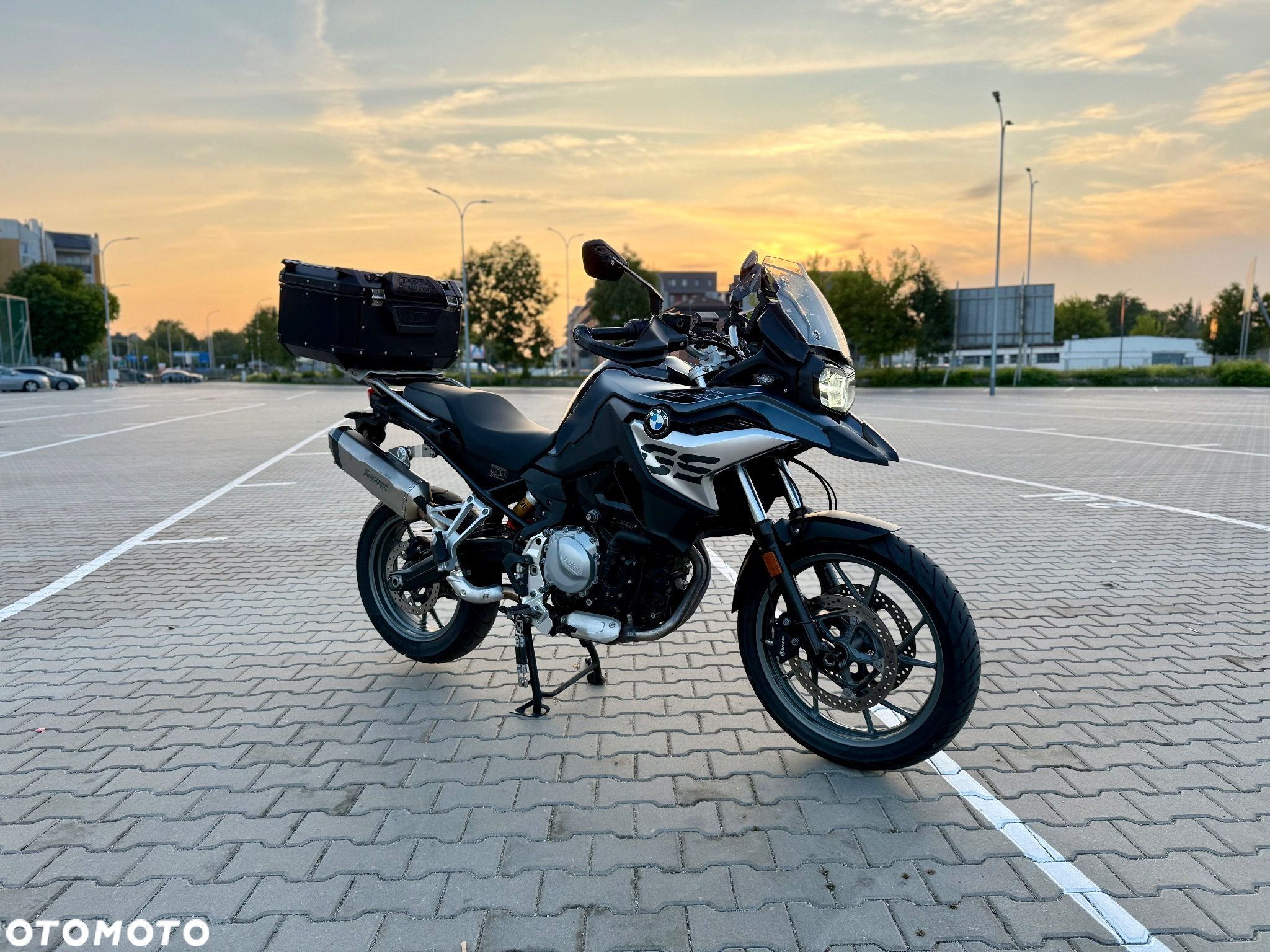 BMW F