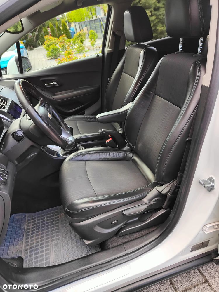 Chevrolet Trax 1.7 D LTZ - 26