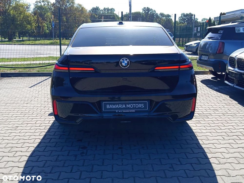 BMW Seria 7 - 4