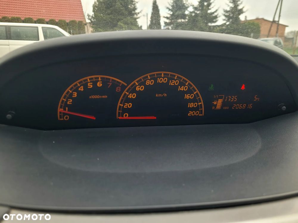 Toyota Yaris 1.0 VVT-i Luna - 9