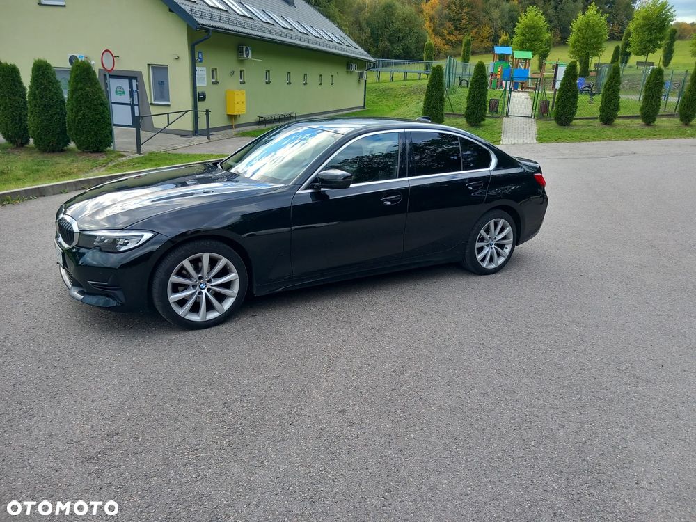 BMW Seria 3 2021 photo 5