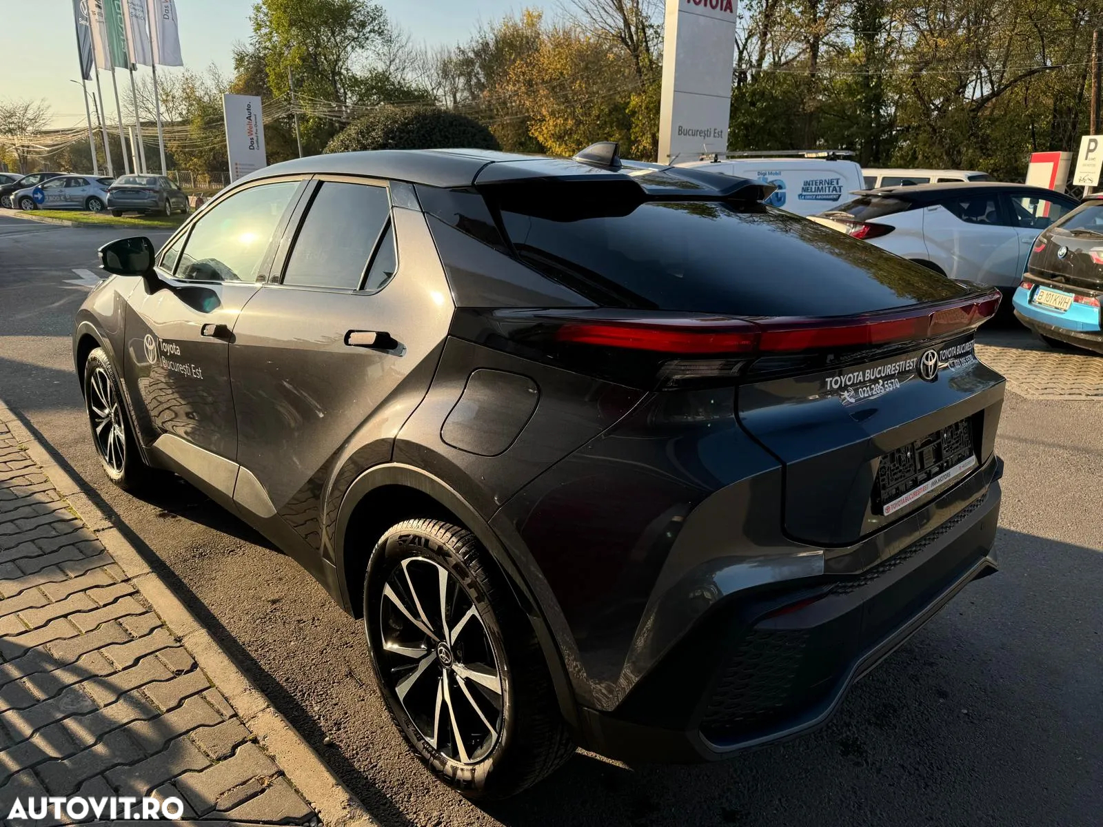 Toyota C-HR - 5