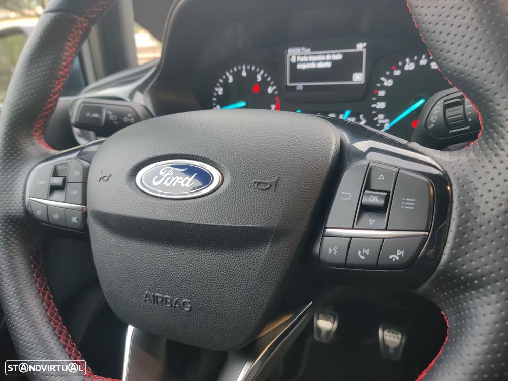Ford Fiesta 1.0 EcoBoost MHEV ST-Line X - 20