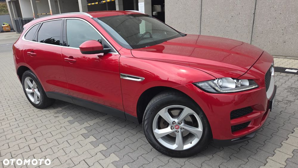 Jaguar F-Pace - 3