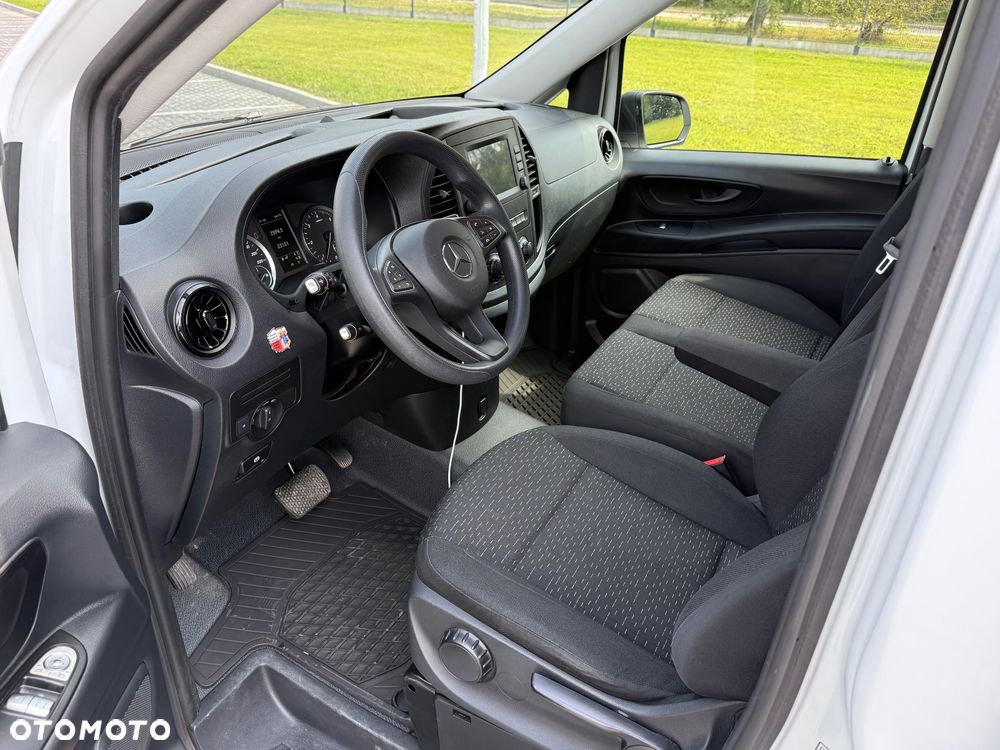 Mercedes-Benz Vito - 20